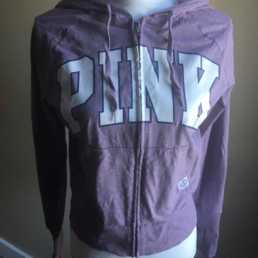 PINK hoodie, gently used great condition 🎀